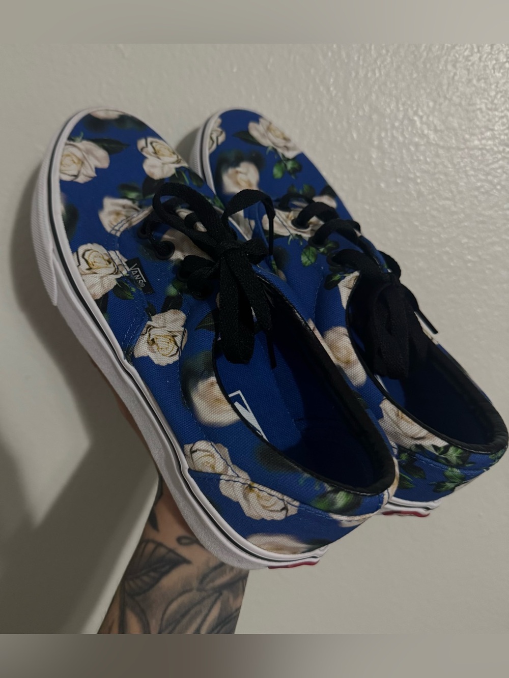 Vans Kids Blue Floral Lace-Up Sneakers with Black Laces